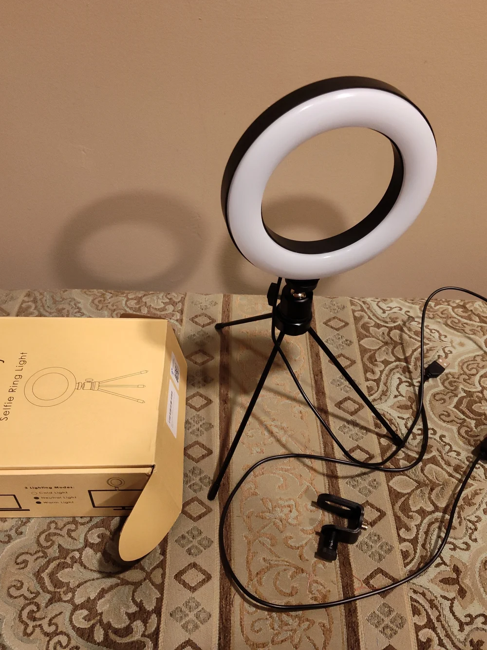 LED Ring Light with Tripod - Black White